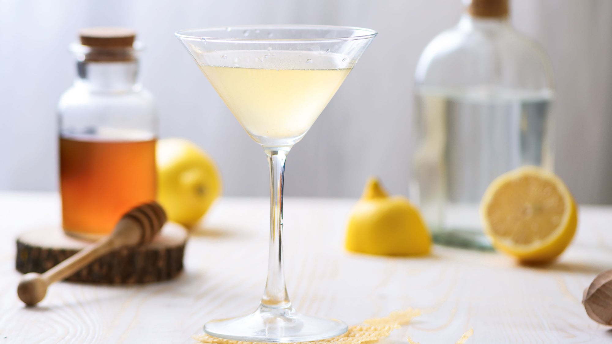 The Bees Knees Lemon Gin Mead Cocktail