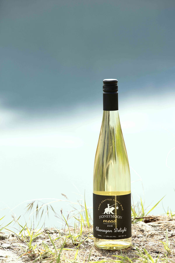 Okanagan Delight Mead Handcrafted, Dry Traditional Mead! Bee Honey Farm